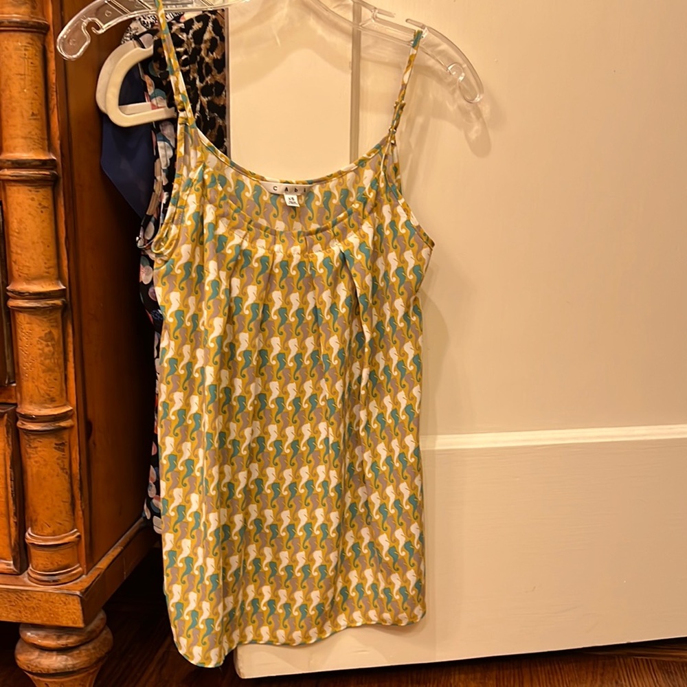 Cabi #411 seahorse themed pleated adjustable top. XS